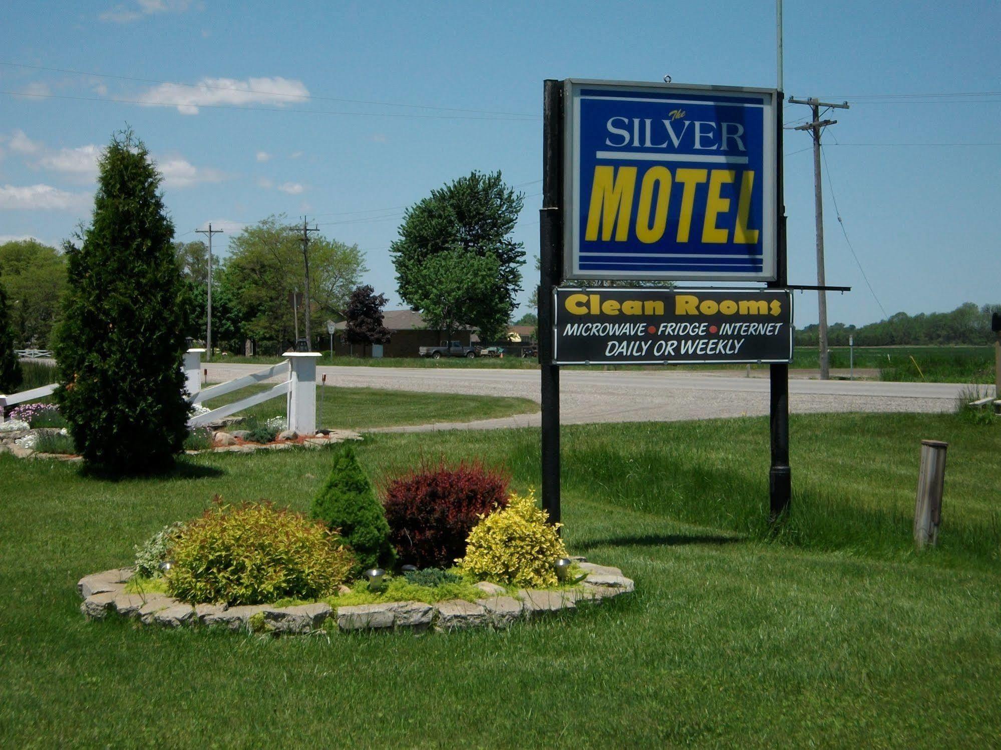 Silver Motel Chatham-Kent Exteriör bild